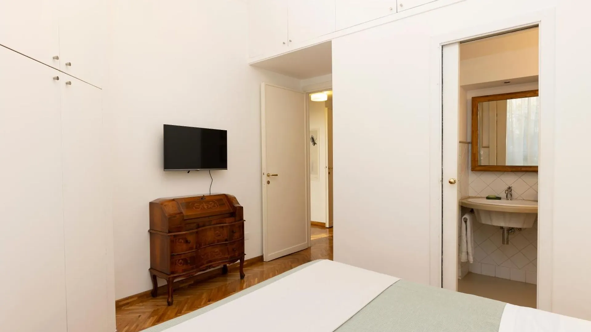 The Orange Garden Apartment Rome Italy
